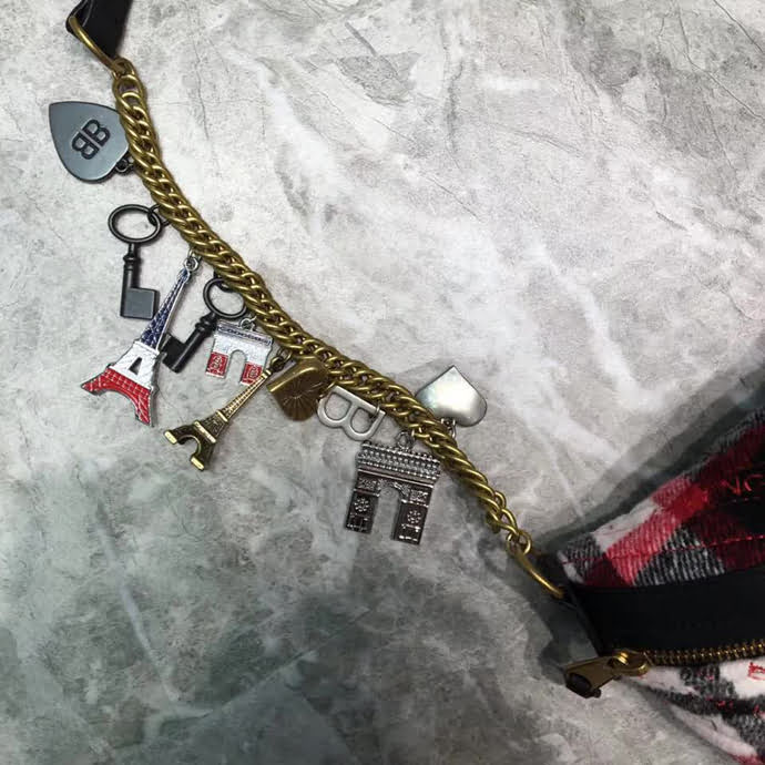 BALENCIAG巴黎世家 新品 Souvenir系列腰包 單肩包 鐵塔掛繩  BL1739